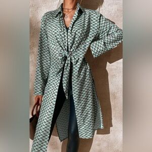 #9🌷 Zara Mint green and brown print top